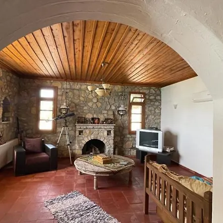 Villa With Pool 15 Min To Bay In Faralya,