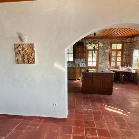 Villa With Pool 15 Min To Bay In Faralya,
